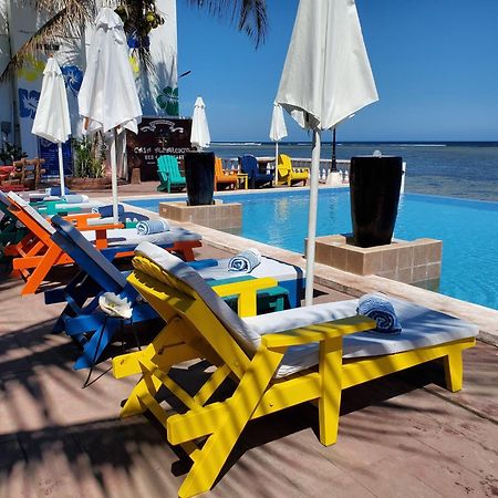 Casa Almarenzo Bed & Breakfast Bolinao Ngoại thất bức ảnh