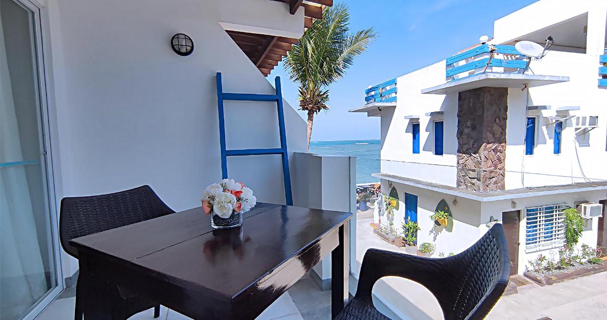 Casa Almarenzo Bed & Breakfast Bolinao Ngoại thất bức ảnh