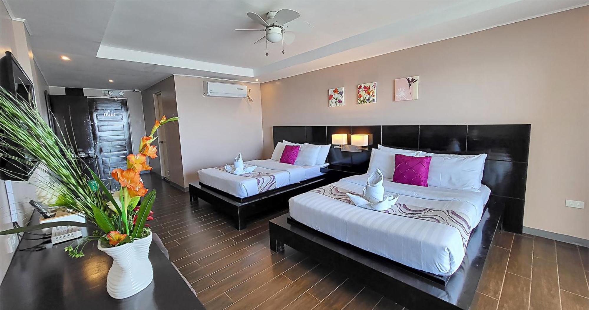 Casa Almarenzo Bed & Breakfast Bolinao Ngoại thất bức ảnh