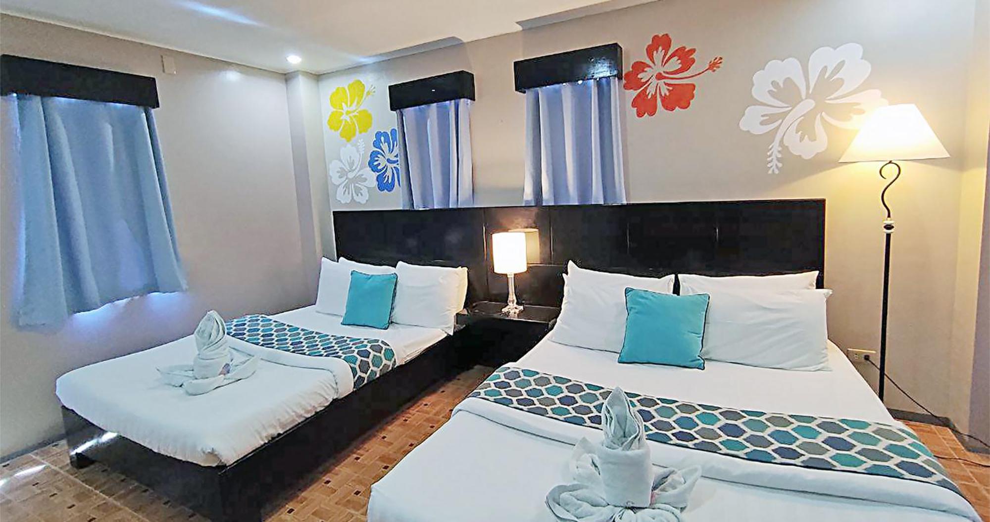 Casa Almarenzo Bed & Breakfast Bolinao Ngoại thất bức ảnh